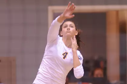 Volleyball Hangs Tight In First Two Sets But Falls In Three At LBSU Image
