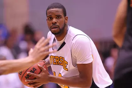 Martin Scores 24 As Highlanders Hold On For 60-58 Win Over UC Davis Image
