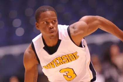 Men's Hoops Jumps Back Into Big West Play With Wednesday Game At CSUN Image