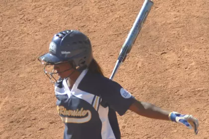 UCR Softball Falls In Night Cap At Fresno State, 7-3 Image