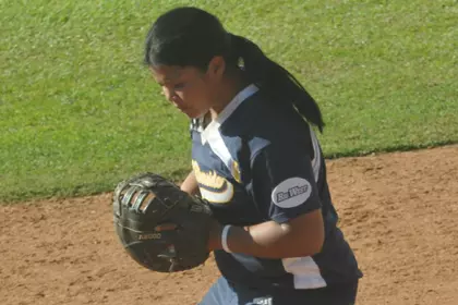 Softball Rallies Back From 10-2 Loss To Colorado State To Defeat Brown 3-1 Image