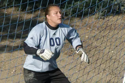 Women's Soccer Tops Long Beach State 4-2 On Penalty Kicks Image