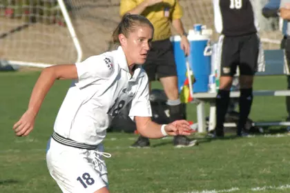 Dons End Highlanders' Six-Game Winning Streak With 1-0 Victory Image
