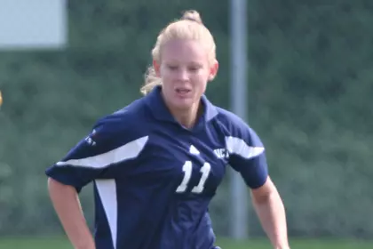 Highlanders Cap 2006 Season With 3-0 Win Over Long Beach State Image