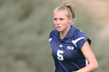 Women's Soccer Runs Unbeaten Streak To Eight With 1-1 Tie vs. UC Irvine Image