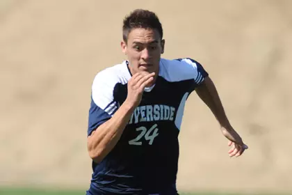 Lightning Doesn't Strike Twice As Men's Soccer Falls To No. 7 UC Irvine Image
