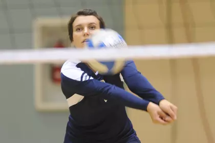 UC Riverside Volleyball Stays Close But Falls 3-0 At UC Davis Image