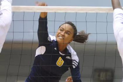 Nationally Ranked No. 20 San Diego Hands Highlanders 3-0 Loss Image