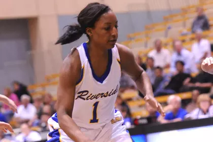 Highlanders Host Pink Game Against UC Santa Barbara On Thursday At 7 PM Image