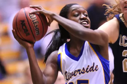 Women's Basketball Heads To Cal State Fullerton Wednesday Image