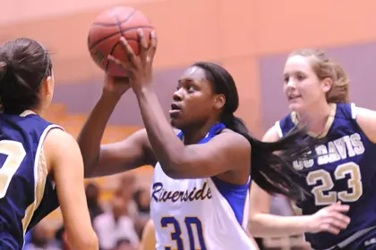 Women's Basketball Continues Road Trip At UC Davis Saturday Image