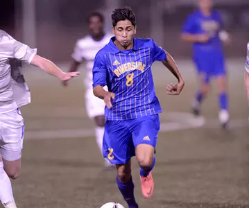 IVan Garcia dribbling