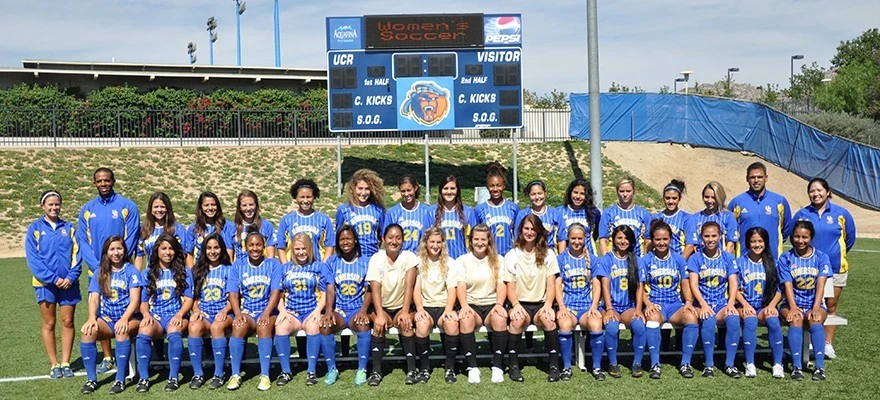 2012 Women's Soccer Team Photo