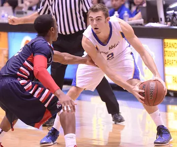 Men's Basketball Bounces Back With 91-62 Victory Over Visiting Whittier College Image