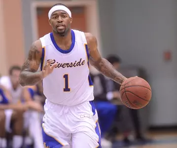Three Pointer At The Buzzer Comes Up Just Short As Men's Basketball falls 70-68 To Pacific Image