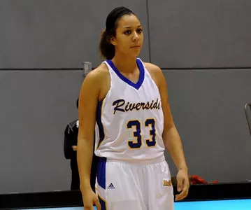 UC Davis Earns 61-49 Victory Over UCR Women's Basketball Image
