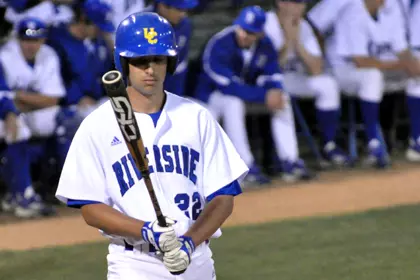 Bats Struggle As UC Riverside Baseball Falls, 4-0, To No. 16 UCLA Image