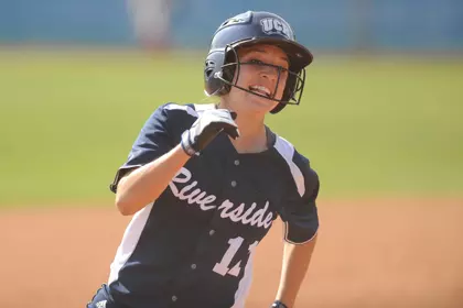Softball Two-Hit At Long Beach State In 6-0 Loss Image
