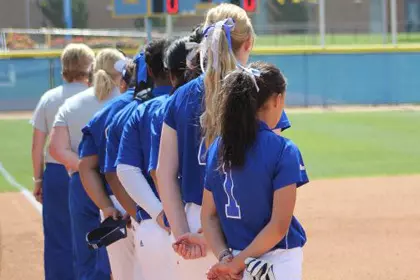 Softball Readies For League Series At Cal State Fullerton Beginning Saturday Image