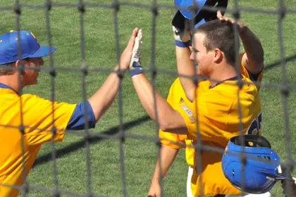 UC Irvine Baseball Completes Sweep With 11-Inning, 6-5 Victory Image