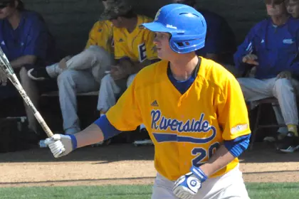 Rubanowitz's RBI Double Gives Baseball 1-0 Win Over #8 Cal St. Fullerton Image