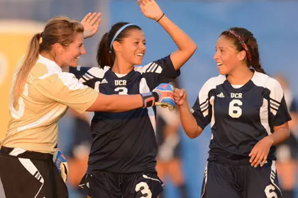 Women's Soccer Begins Conference Play vs. Long Beach State and UC Irvine Image