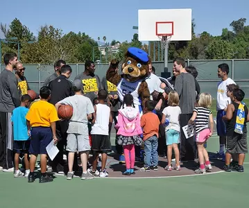 2013 10 05 Men's Basketball Clinic at Andulka Park