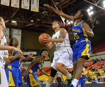 UCR Earns Third-Place Honors At Great Alaska Shootout With 74-64 Win Over Nicholls Image