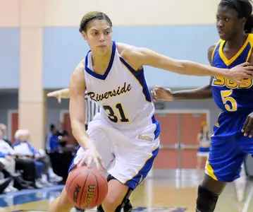Women's Basketball Concludes Road Trip With 75-59 Loss At The Pac-12's Arizona Image