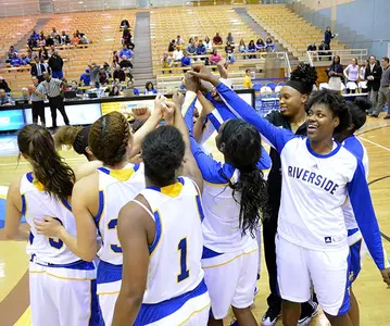 Women's Basketball Season Ends With 89-81 Loss To Long Beach State Image