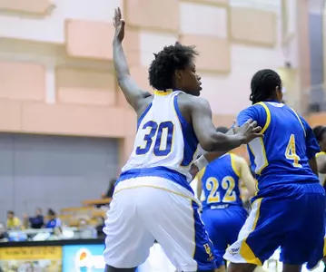 Women's Hoops Faces Pac-12's Washington State Wednesday At 4 PM Image