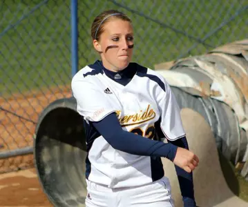 Softball Concludes Amy S. Harrison Classic With 4-1 Win Over San Diego Image