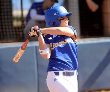 Softball Leaves 11 Runners On Base In 5-1 Loss At UC Santa Barbara Image