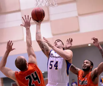Men's Basketball Picks Up 83-73 Preseason Victory Over Visiting Pomona-Pitzer Image