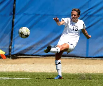 Women's Soccer Heads To UC Santa Barbara, Cal Poly For Weekend Matches Image