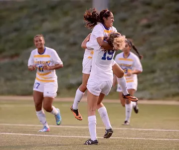 Women's Soccer Opens Big West Play With 3-1 Victory Over Cal State Northridge Image