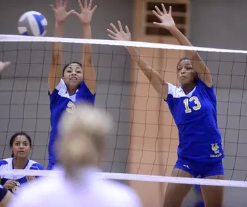 Cox Explodes For 27 Kills, Not Enough As Volleyball Falls In Five To Portland Image