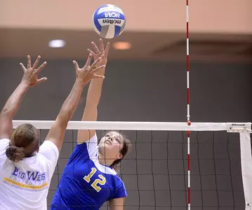 Volleyball Drops Four-Set Battle At UC Irvine, 26-24, 21-25, 25-15, 25-19 Image