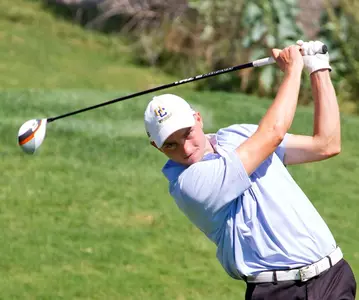 Men's Golf Moves Up One Spot To Conclude Saint Mary's Invitational Image