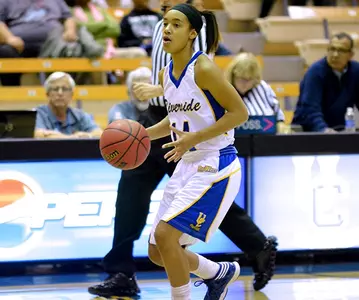 Simone DeCoud Records Season-High 23 Points In 70-68 Loss To Cal Poly Image