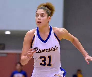 Women's Basketball Outscored In Second Half, Falls 77-67 To UC Davis Image