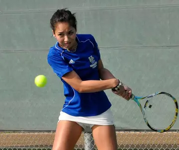 Women's Tennis Drops 7-0 Match To UC Davis Image