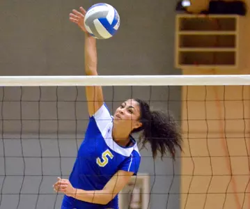 Volleyball Takes Cal Poly To Four Sets Before Falling, 3-1 Image