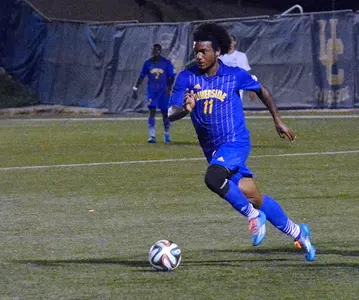Men's Soccer Maintains Hold On Third Place With 1-1 Tie vs. Cal State Fullerton Image
