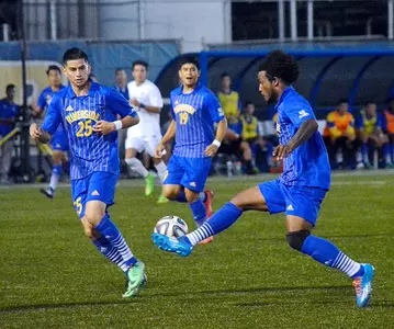 Mens Soccer Nets Seven Players On Big West All Conference Teams Image