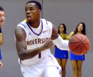 Bland's 18, Thomas' 16 Lead Men's Basketball To 70-59 Win Over Point Loma Nazarene Image