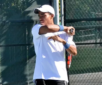 Julian Ruffin Takes Singles Match In 6-1 Loss To Weber State Image