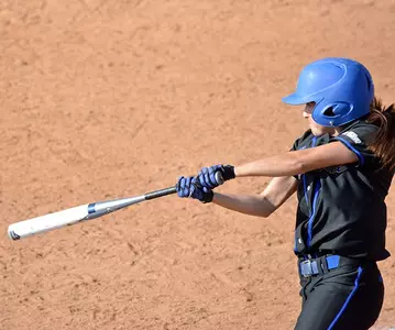 Softball Splits Doubleheader Against Titans, Winning 6-3 Before Falling 4-2 Image