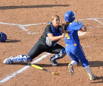 Offense Stumbles For Softball In 3-0 And 4-1 Doubleheader Loss At UC Davis Image