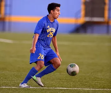 Hector Romo Dribbling